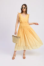 Load image into Gallery viewer, Taylor Maxi Dress
