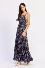Load image into Gallery viewer, Debbie Maxi Dress