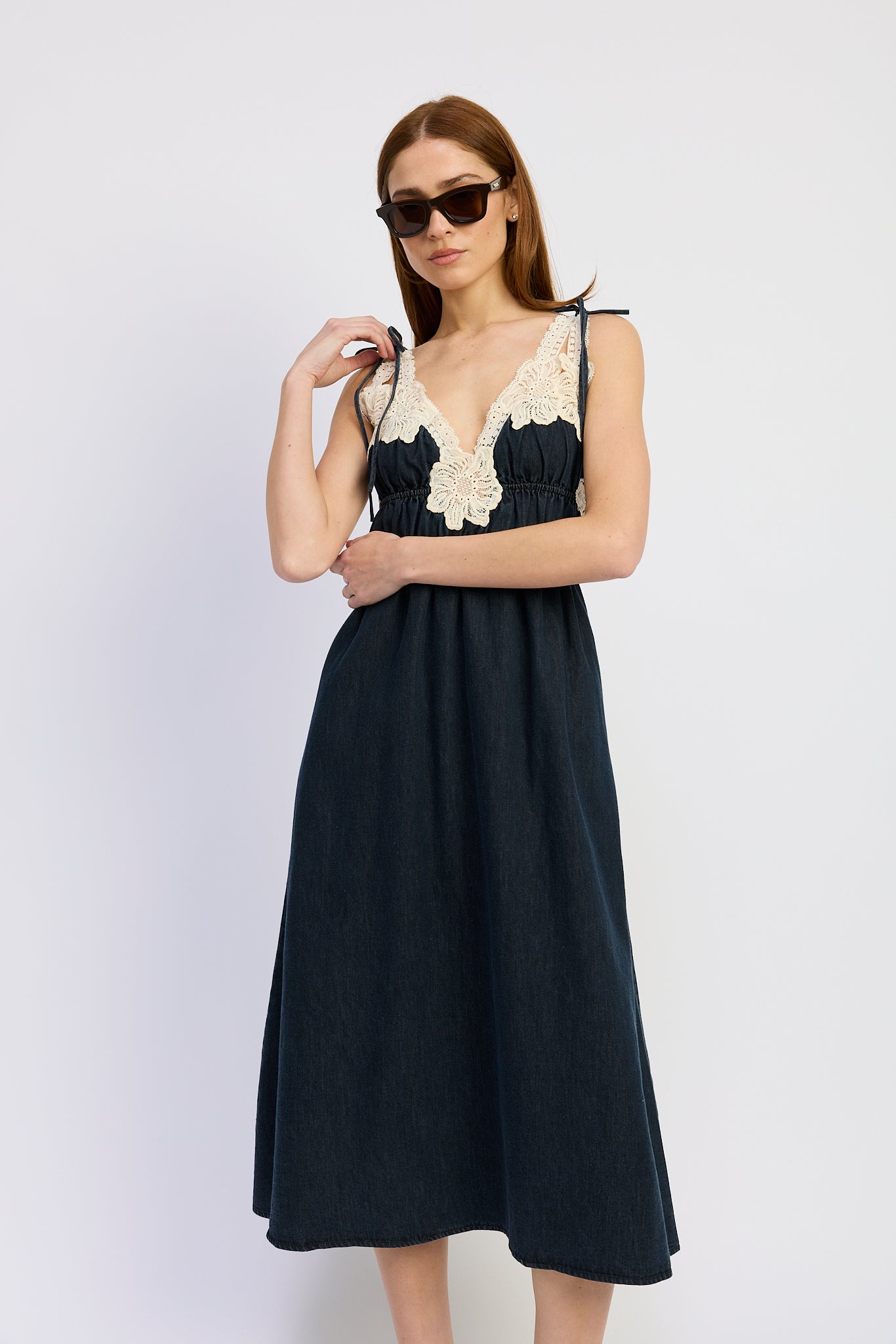 Natalia Midi Dress en saison Natalia Midi Dress en saison