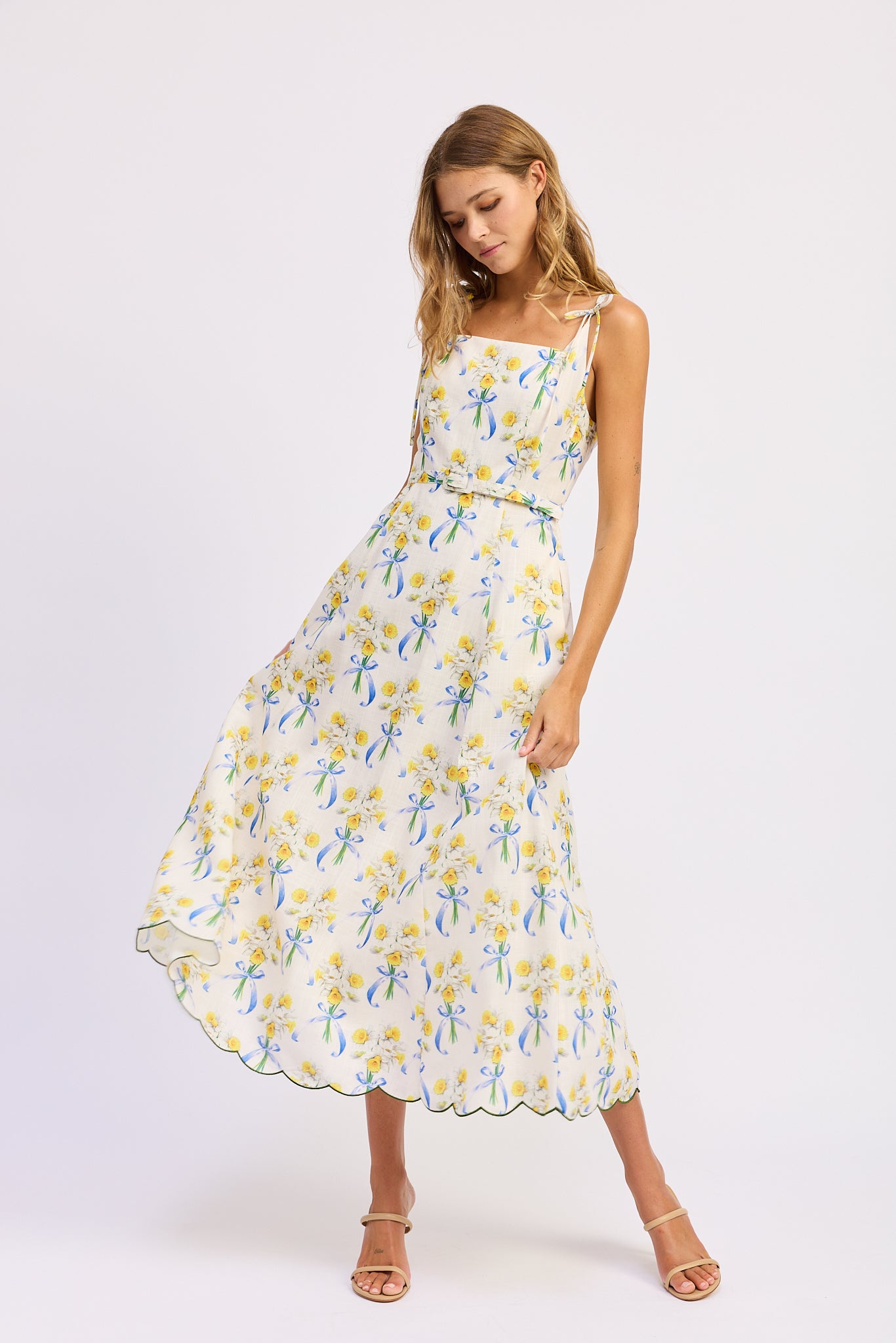 Audrey Maxi Dress en saison Audrey Maxi Dress en saison