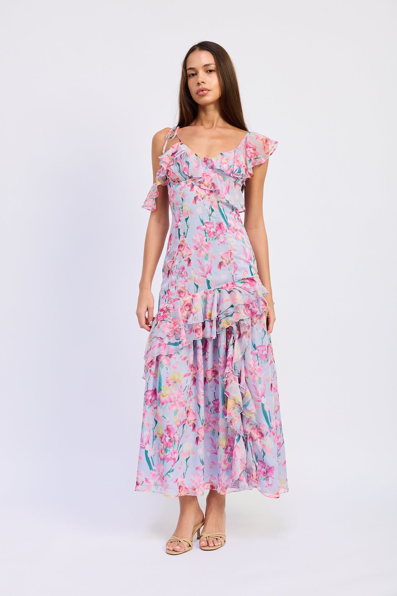 en saison reese maxi dress Alyssa Style:V Neck 2026 Homecoming Dresses | Its shimmering fabric catches romantic maxi wedding dress