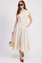 Load image into Gallery viewer, Quince Midi Shirt Dress