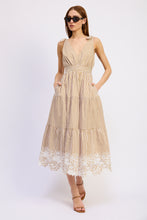 Load image into Gallery viewer, Juliette Maxi Dress