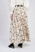 Load image into Gallery viewer, Arabella Maxi Skirt