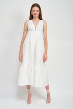 Load image into Gallery viewer, Beatrice Maxi Dress